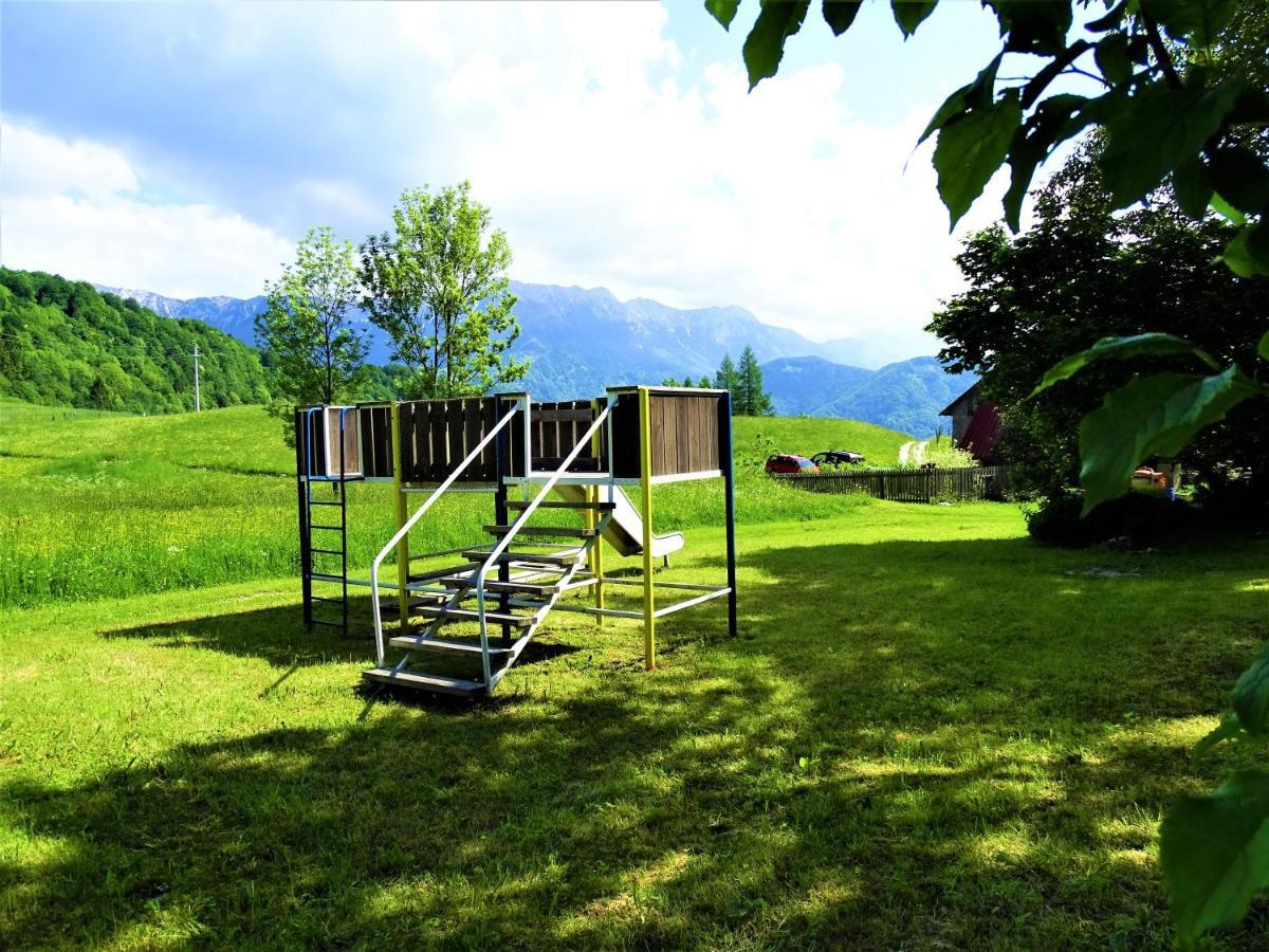 Apartmaji Pr-Gujlu Sela Nad Podmelcem 5220 Tolmin Podmelec Exterior photo